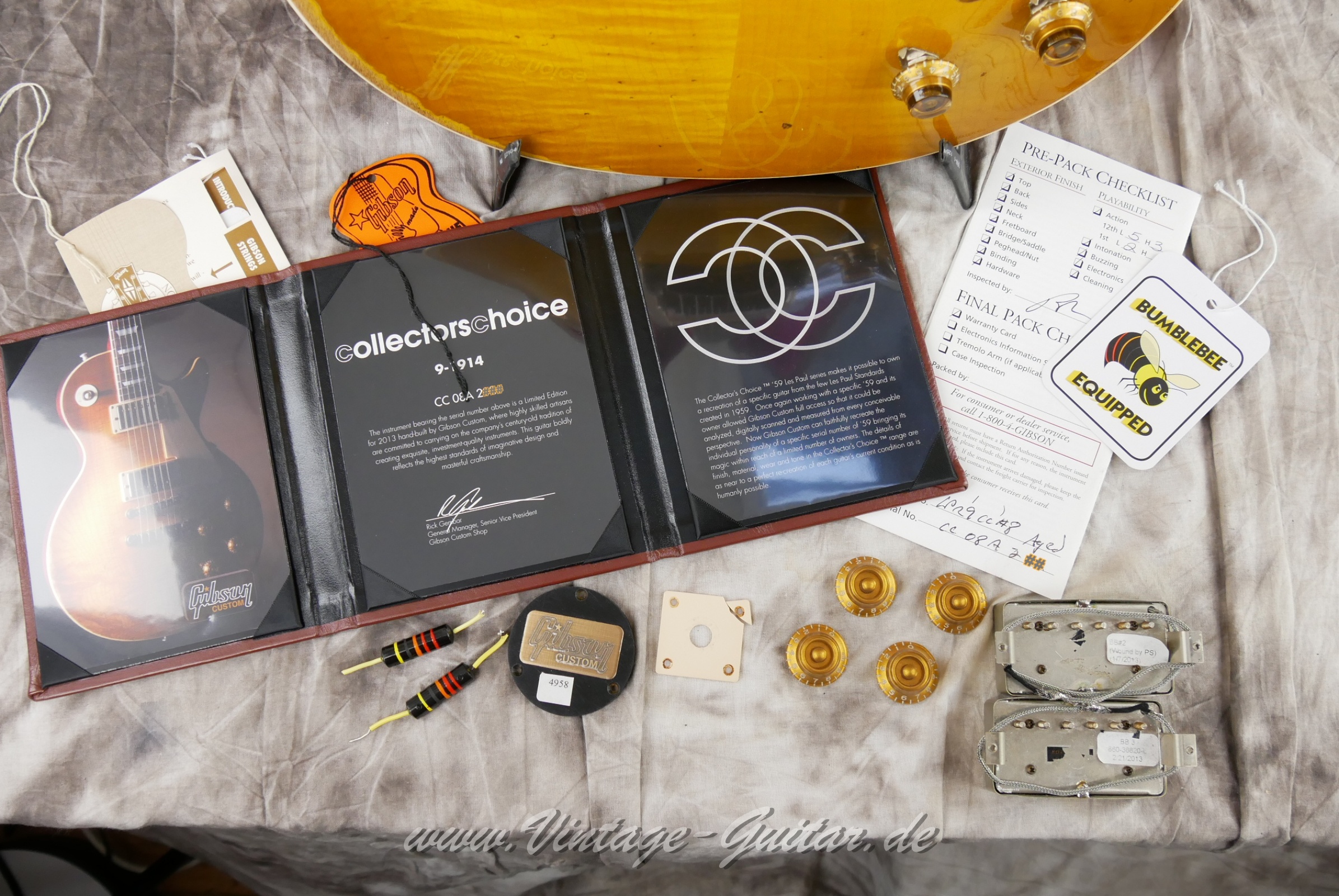 img/vintage/5672/Gibson_Les_Paul_Standard_Collectors_Choice_no_8_The Beast_Bernie_Marsden_burst_2013-014.JPG
